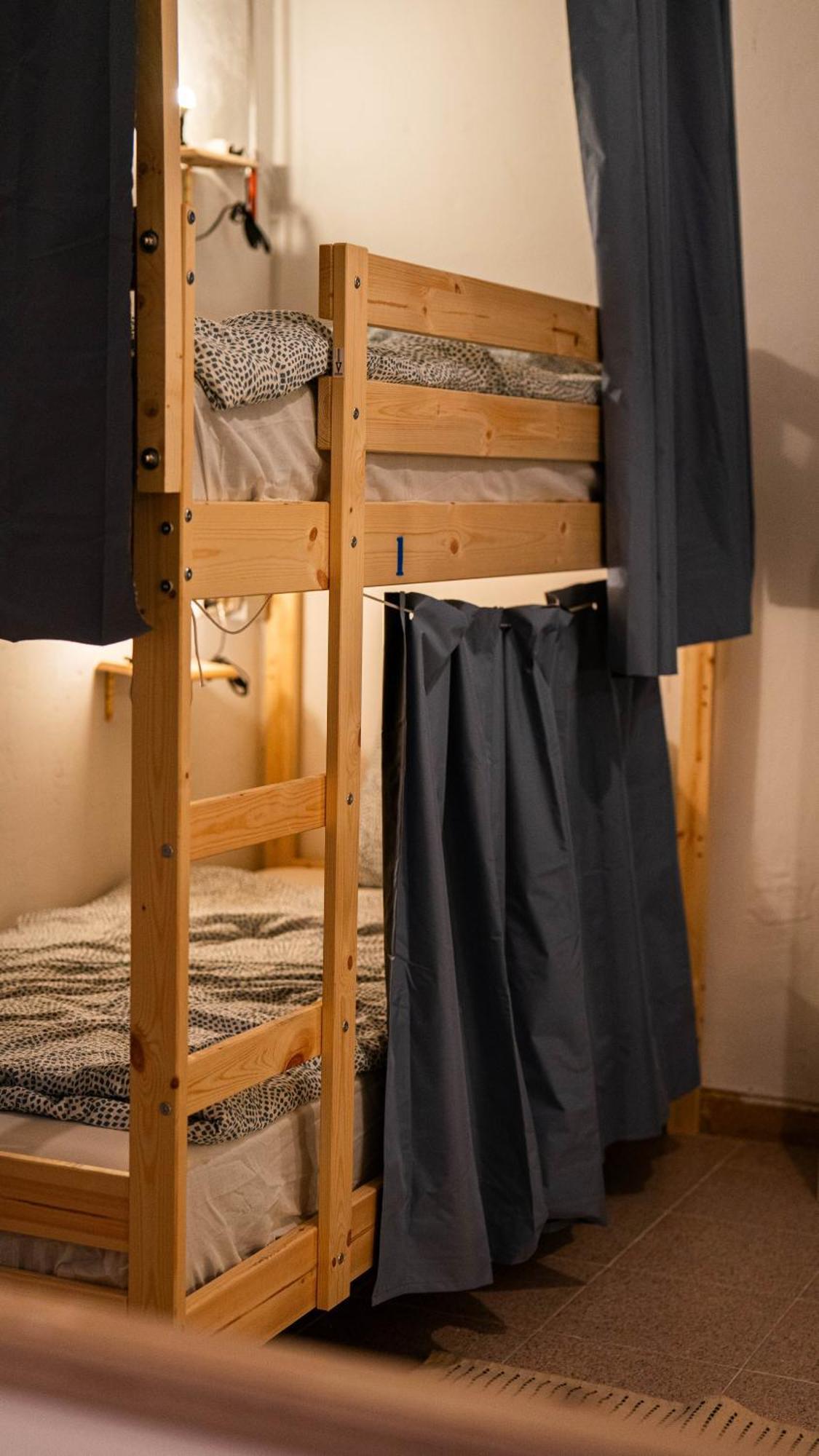 Dona Rose Surf Hostel Las Palmas de Gran Canaria Bilik gambar