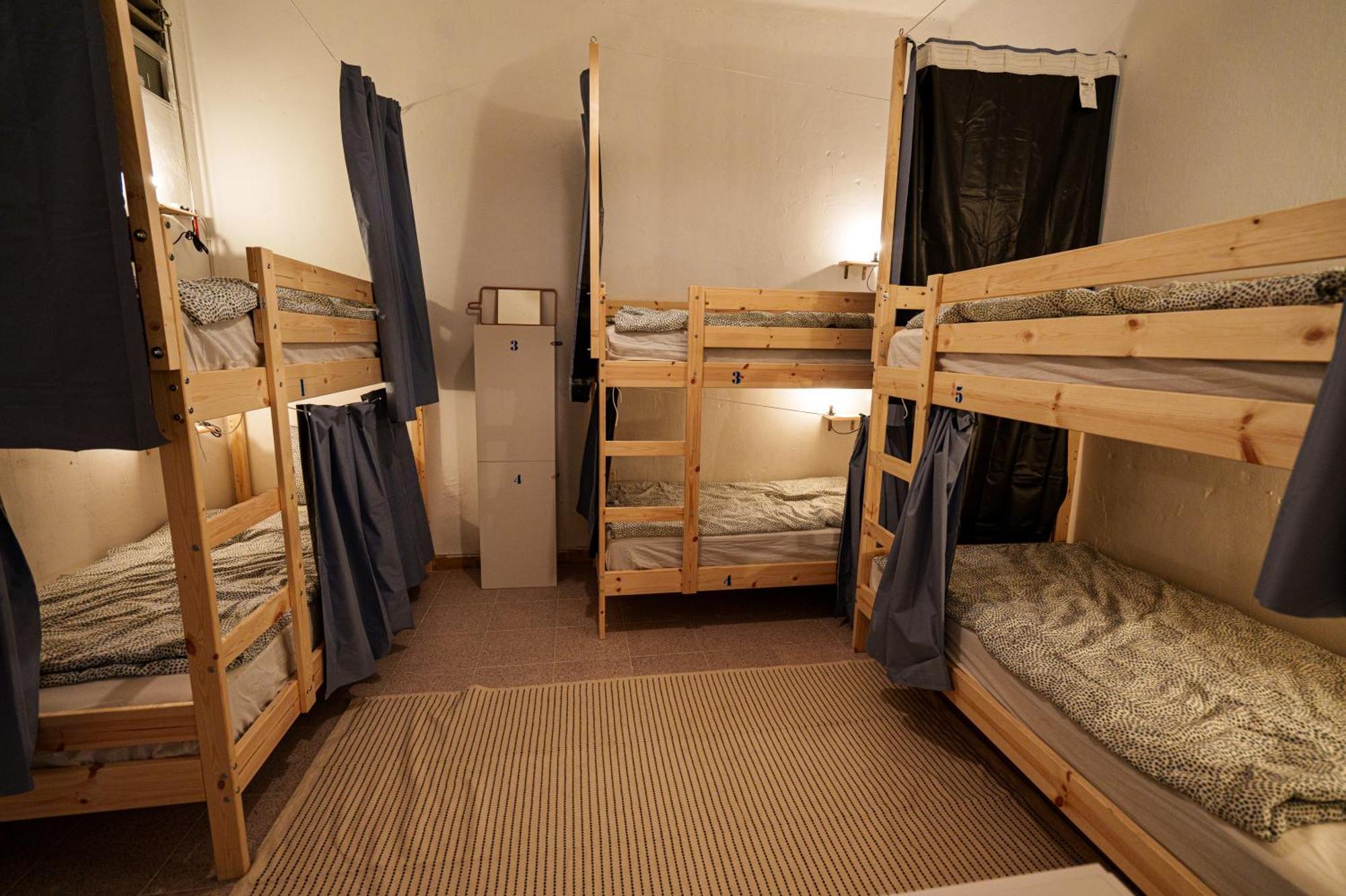 Dona Rose Surf Hostel Las Palmas de Gran Canaria Bilik gambar
