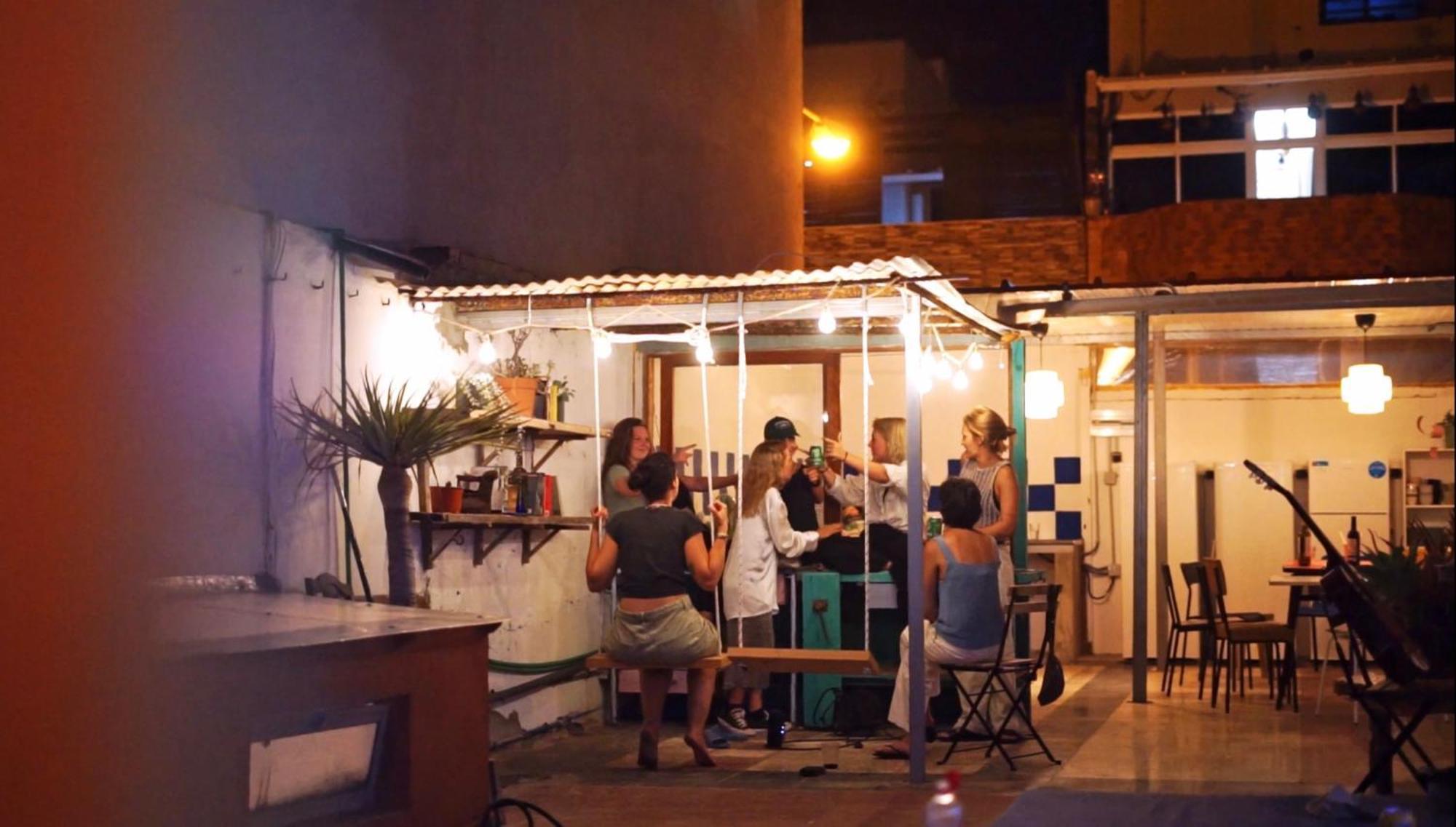Dona Rose Surf Hostel Las Palmas de Gran Canaria Luaran gambar